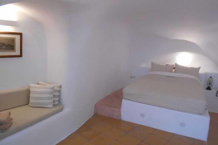 Room 7 of 70