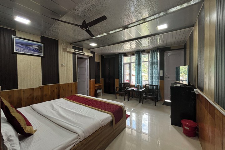 Room 44 of 57