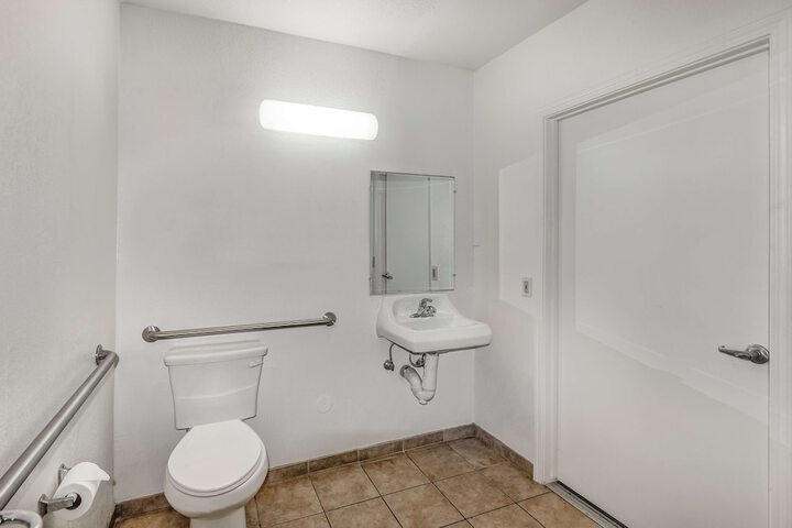 Clean Restrooms