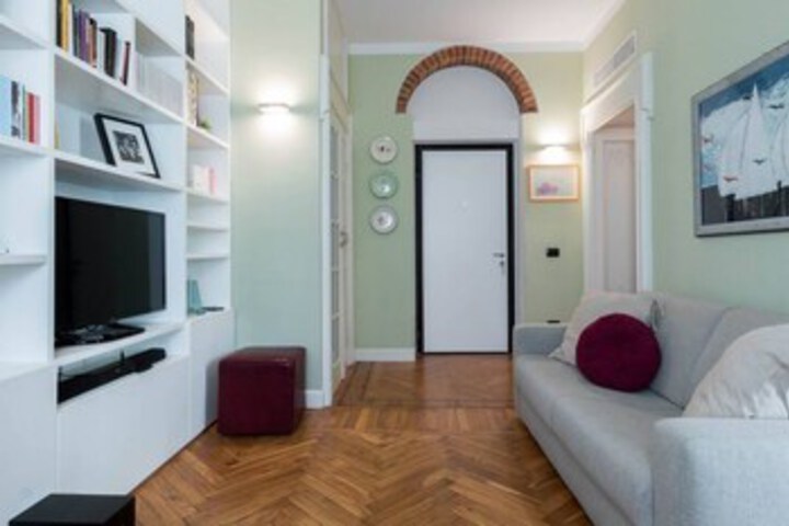 Room 8 of 28