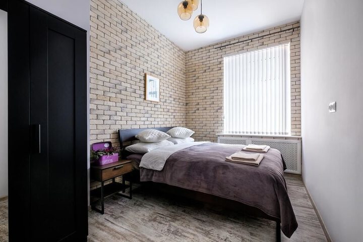 Room 14 of 14