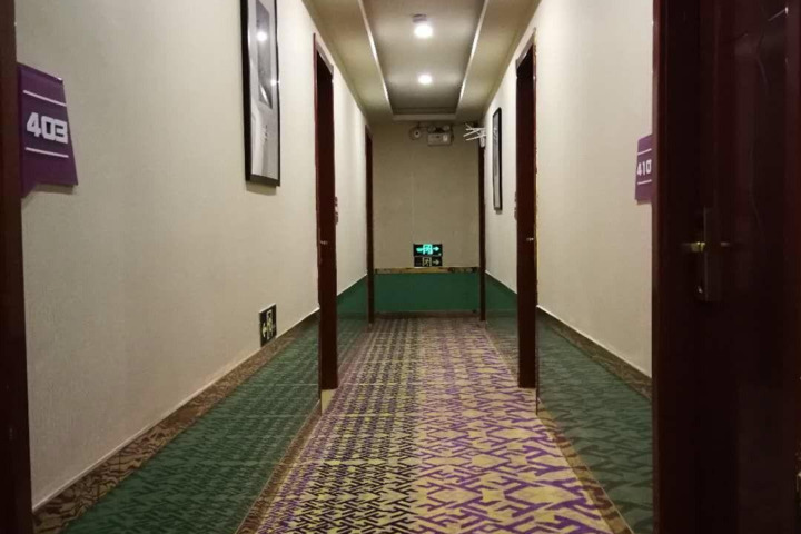 Hotel Interior 18 of 33