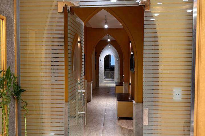 Hotel 2 of 68