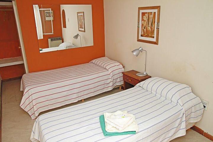 Room 10 of 21