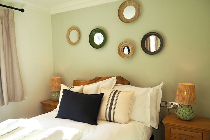 Room 43 of 72