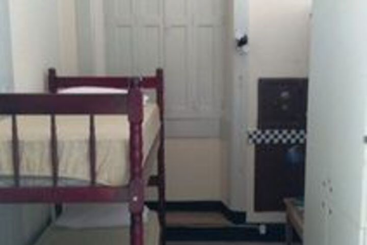Room 5 of 22