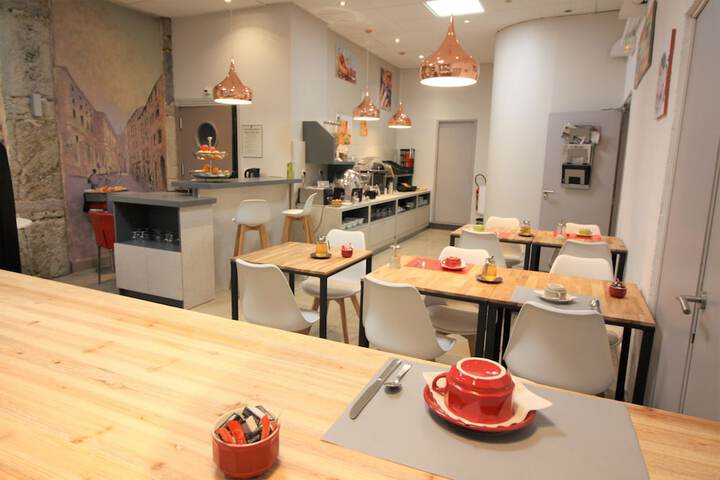 Breakfast/Coffee Service 57 of 74