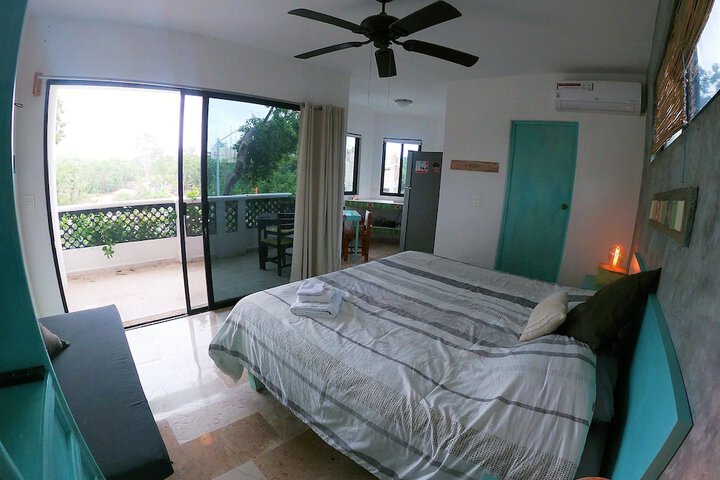 Room 6 of 113