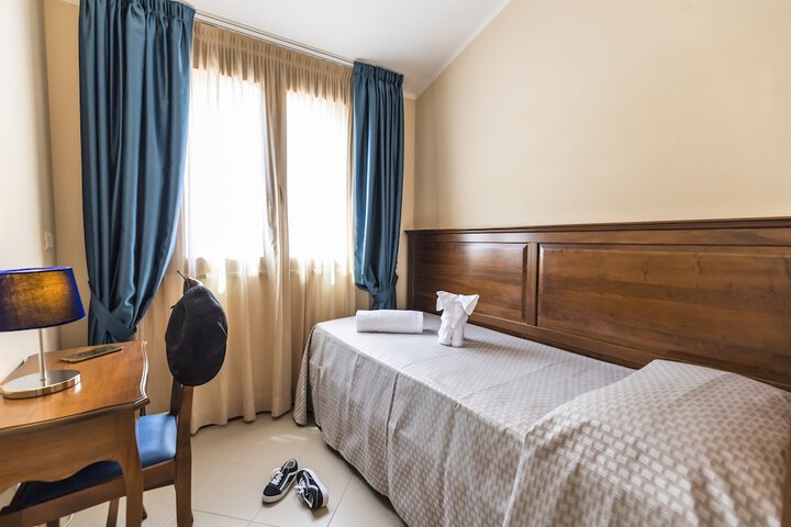 Room 14 of 71