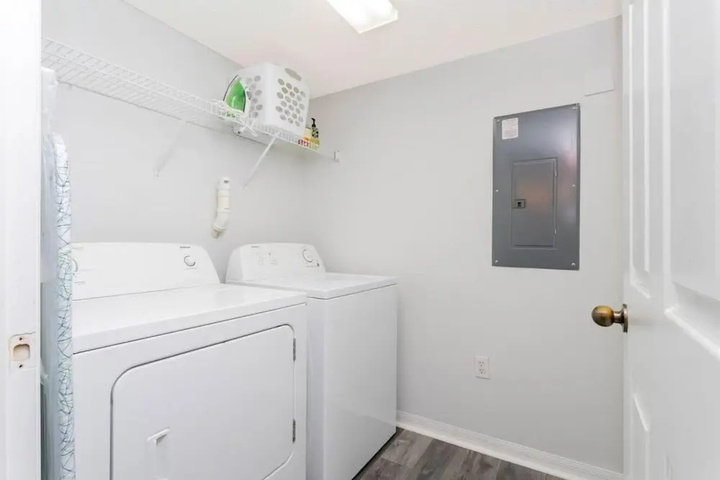 Room 8 of 21