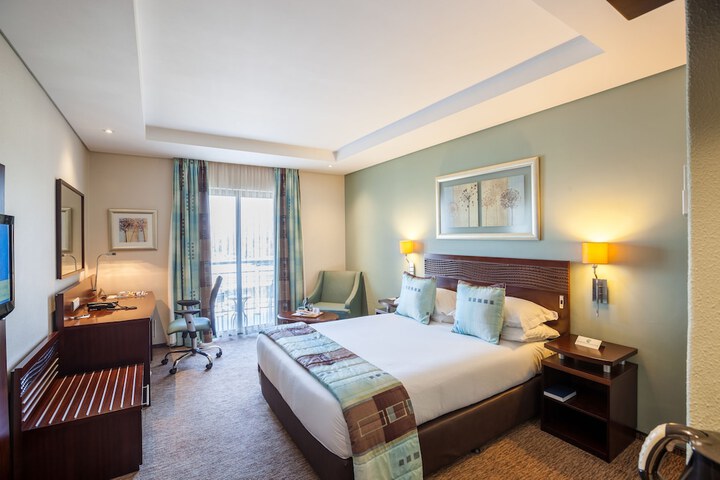 Room 2 of 19