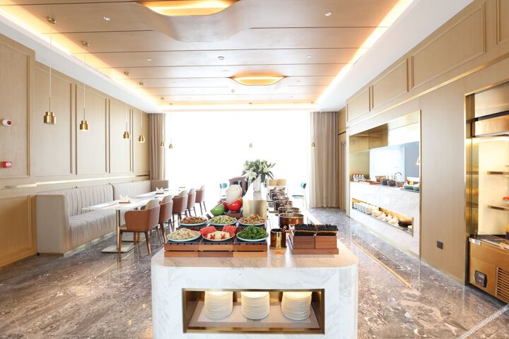 Orange Hotel