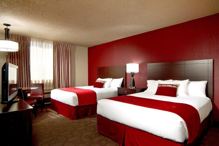 Room 2 of 28