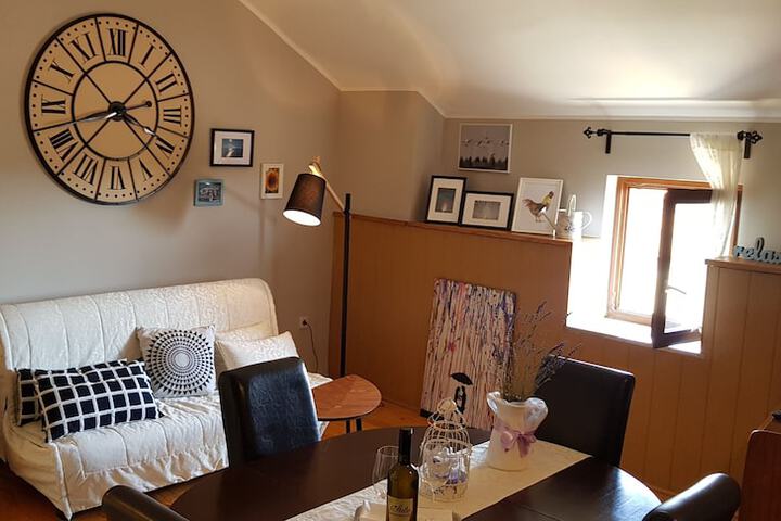 Room 21 of 57