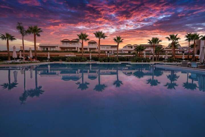 Pool 326 of 425