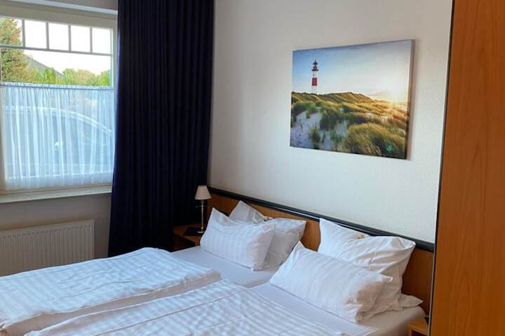 Room 7 of 31