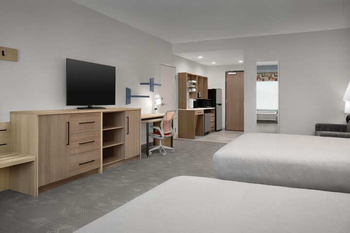Room 7 of 44
