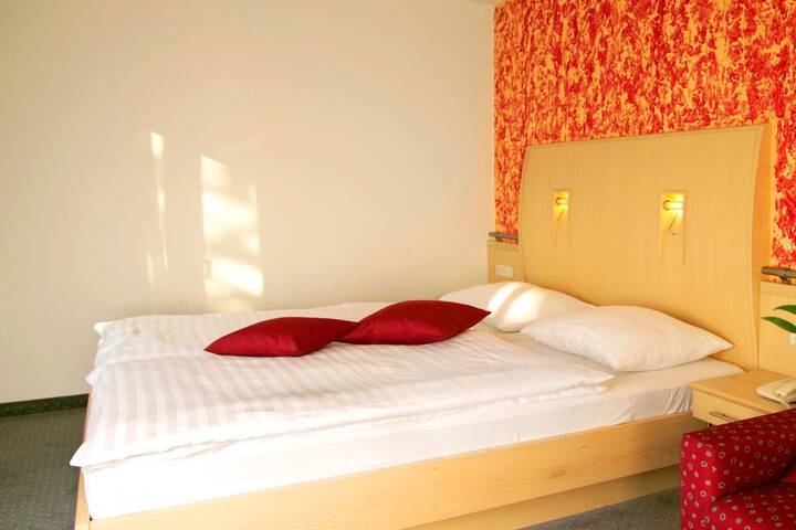 Room 15 of 50