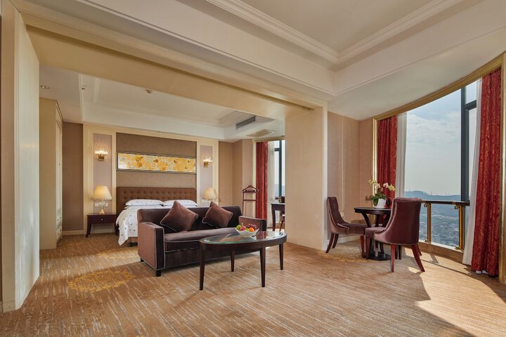 Room 19 of 51