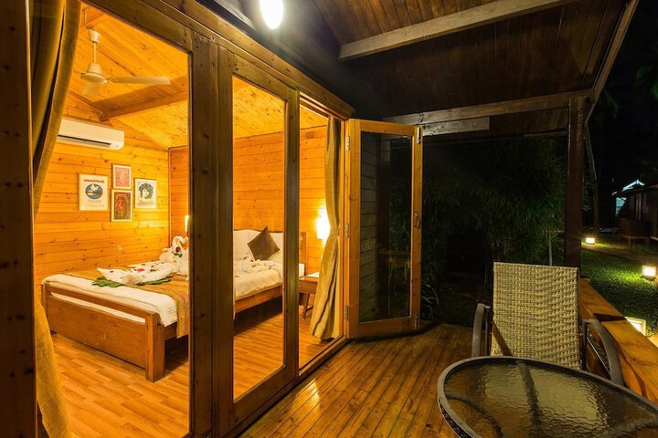 Room 4 of 40