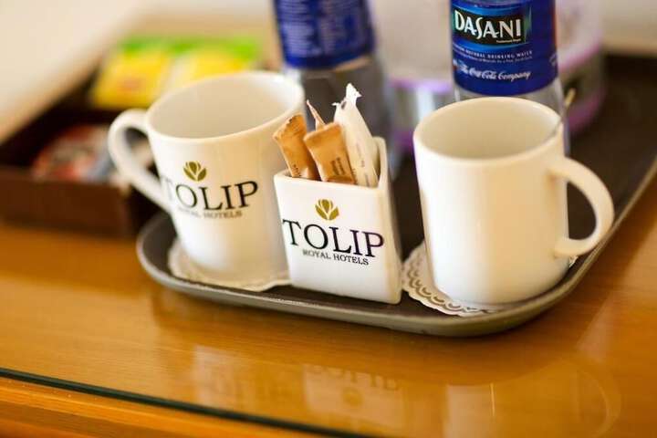 Breakfast/Coffee Service 18 of 39