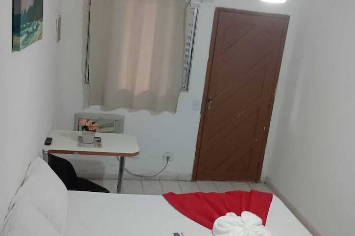 Room 4 of 8