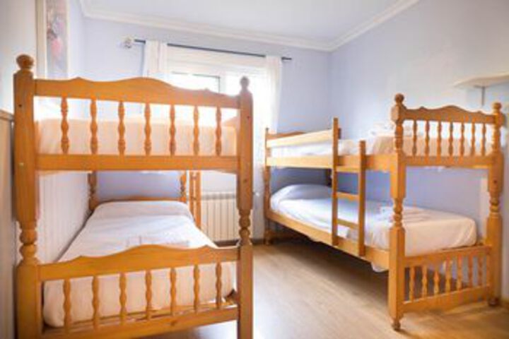 Room 46 of 169