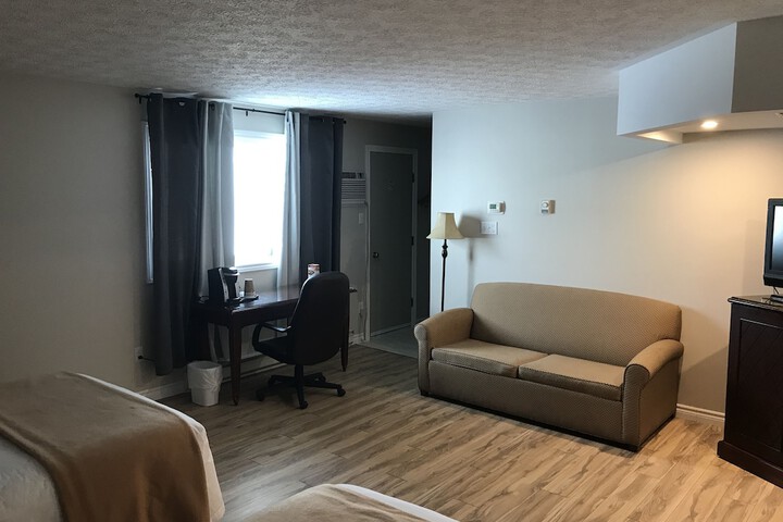 Room 12 of 20