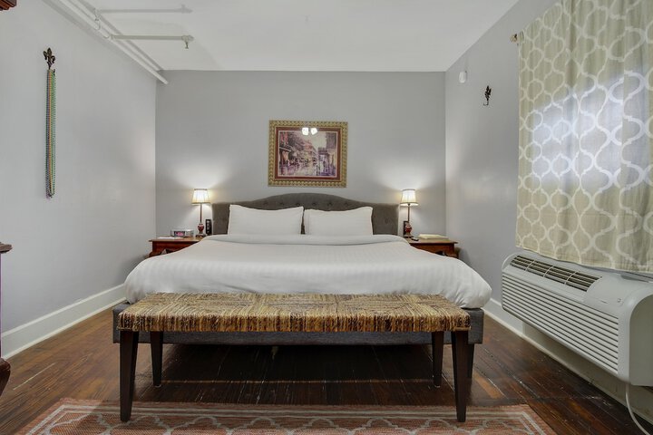 Room 10 of 69