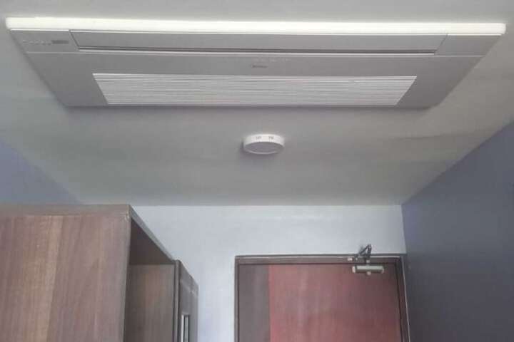 Room 32 of 150