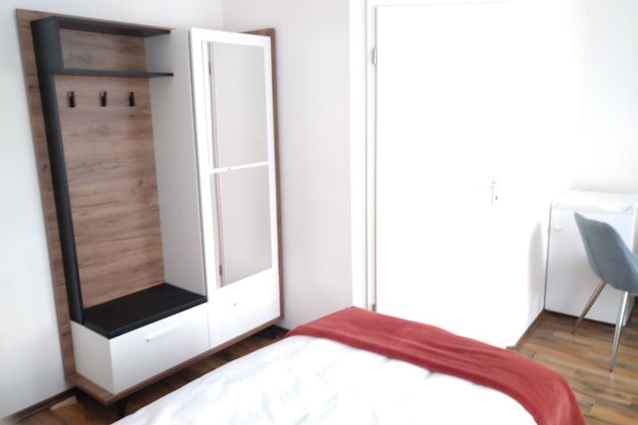 Room 17 of 56