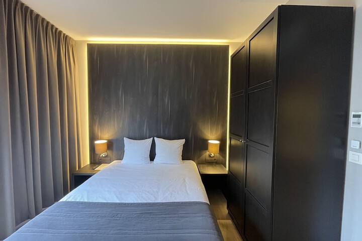Room 28 of 113