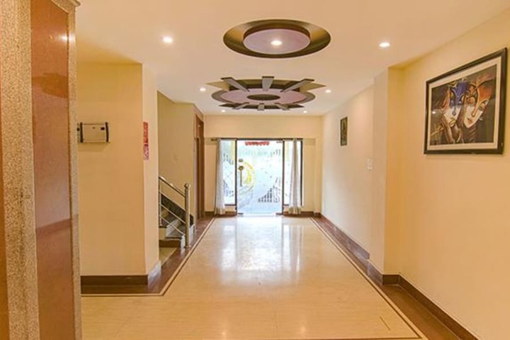 Hotel Interior 5 of 32