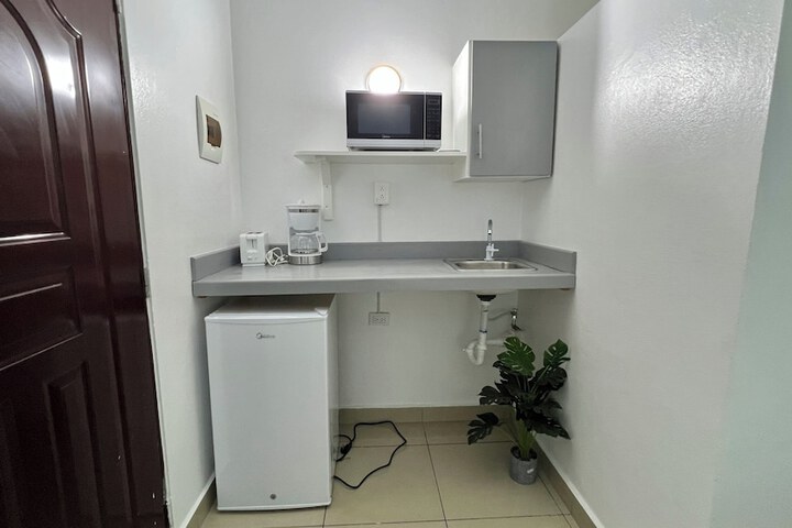 Room 18 of 29