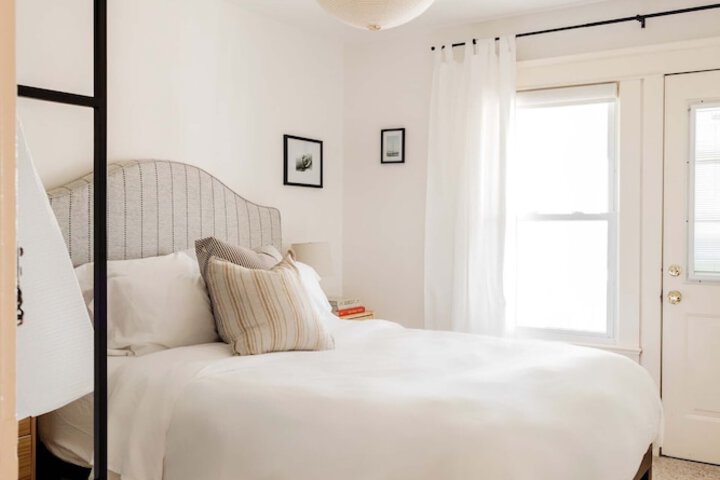 Room 3 of 36