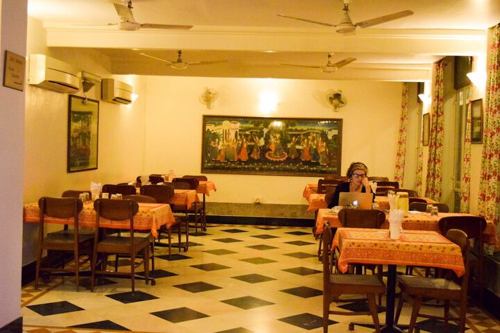 Dining 117 of 183