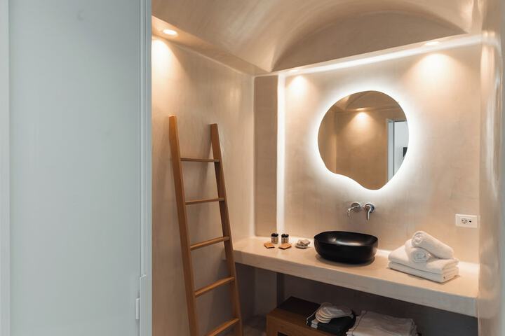 Room 45 of 65
