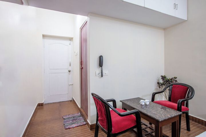 Room 21 of 32