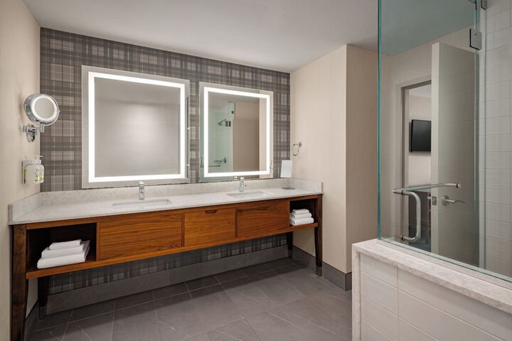 Room 14 of 20