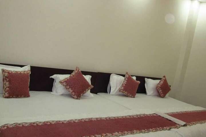 Room 2 of 15