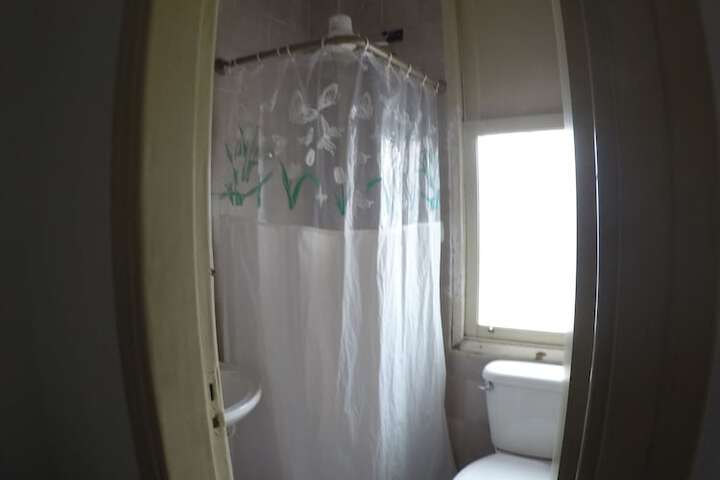 Room 26 of 48