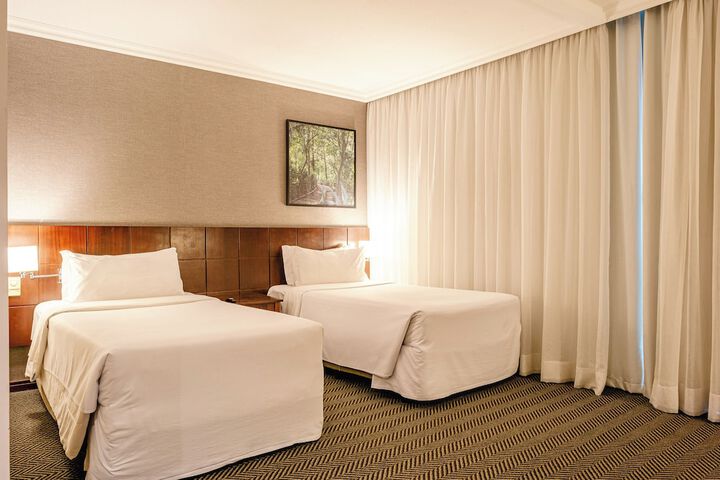 Room 47 of 240
