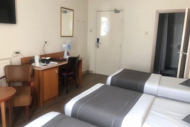 Room 34 of 54