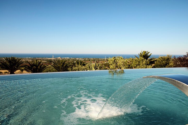 Pool 272 of 301