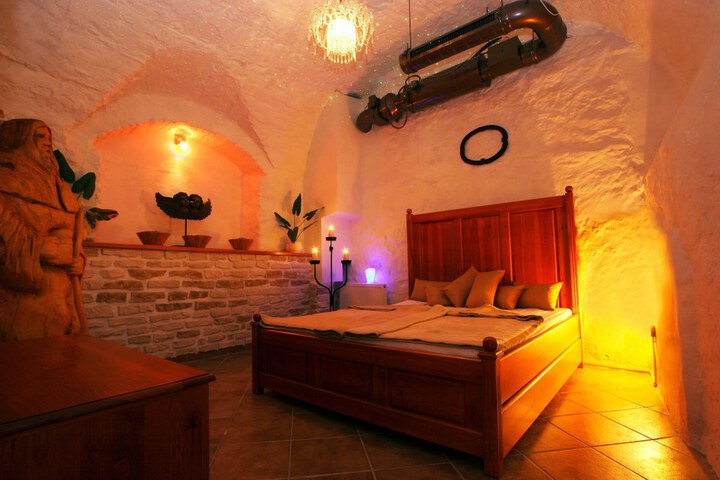 Hotel 115 of 119