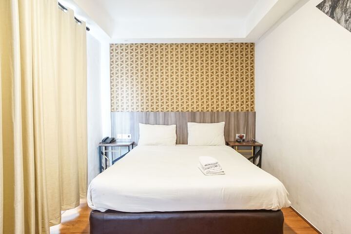 Room 30 of 79