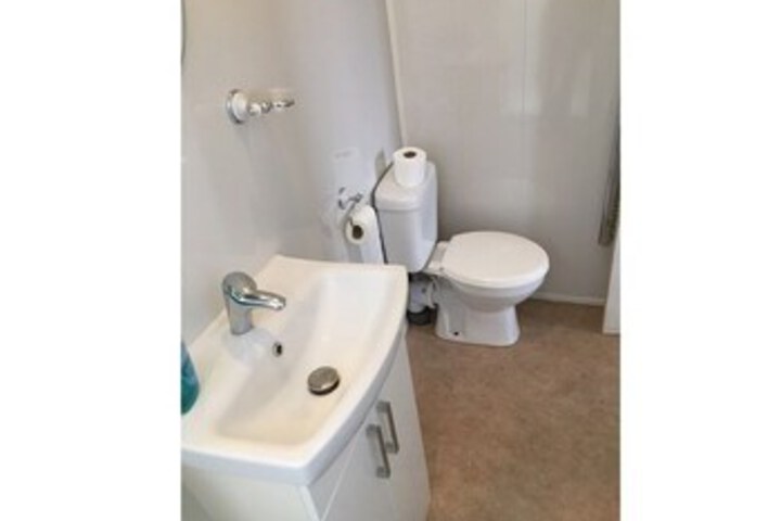 Room 7 of 40