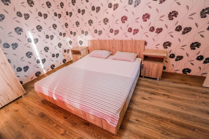 Room 20 of 79
