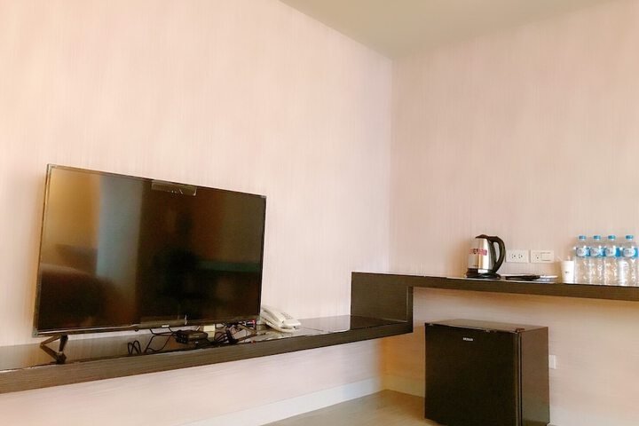 Room 14 of 40