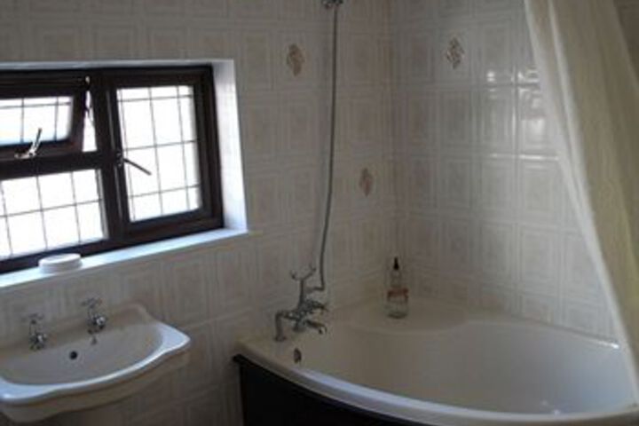 Room 2 of 14